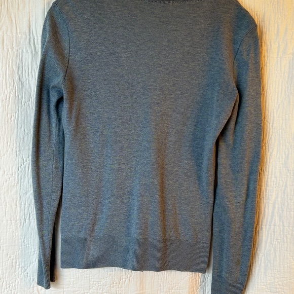 Sweater - Picture 4 of 4